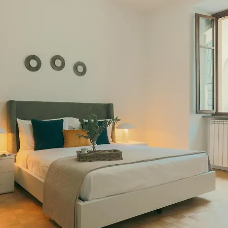 Apartman Rafael - By Myhomeincomo Como