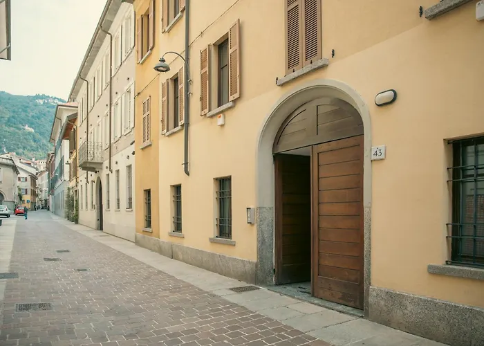 Rafael - By Myhomeincomo Appartement