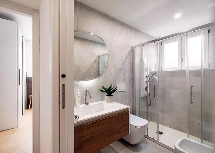 Appartement Rafael - By Myhomeincomo