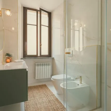 Rafael - By Myhomeincomo Lägenhet *