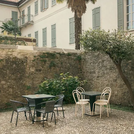 Rafael - By Myhomeincomo Apartmán *