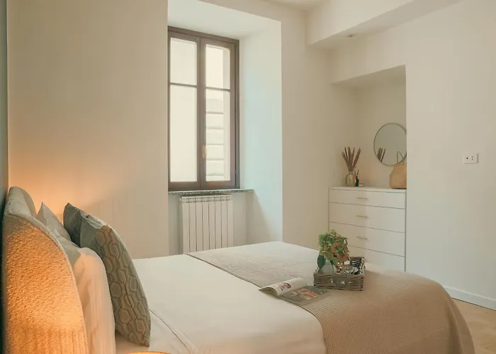 Apartment Rafael - By Myhomeincomo *