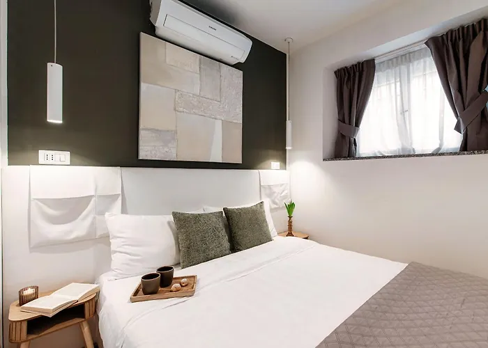 Rafael - By Myhomeincomo *