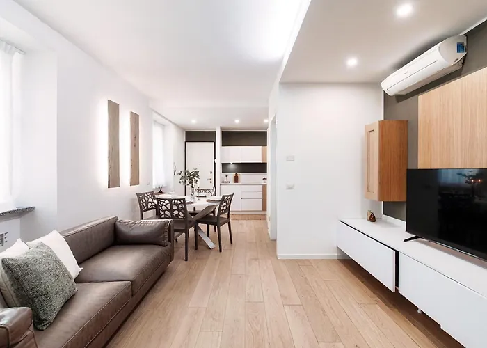 Apartment Rafael - By Myhomeincomo *