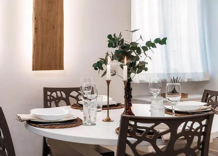 Apartment Rafael - By Myhomeincomo Como