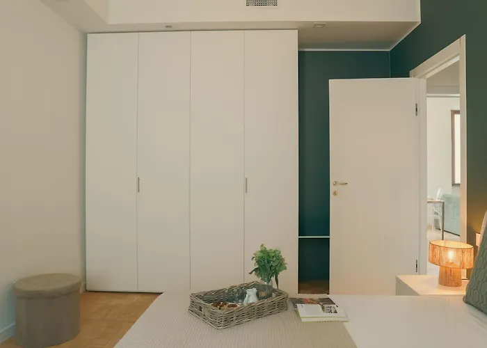 Apartament Rafael - By Myhomeincomo Como