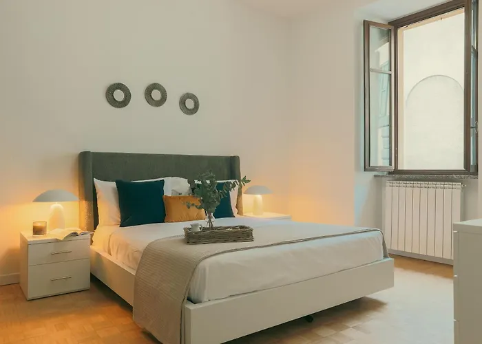 Apartament Rafael - By Myhomeincomo Como