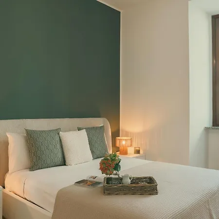 Rafael - By Myhomeincomo * Como